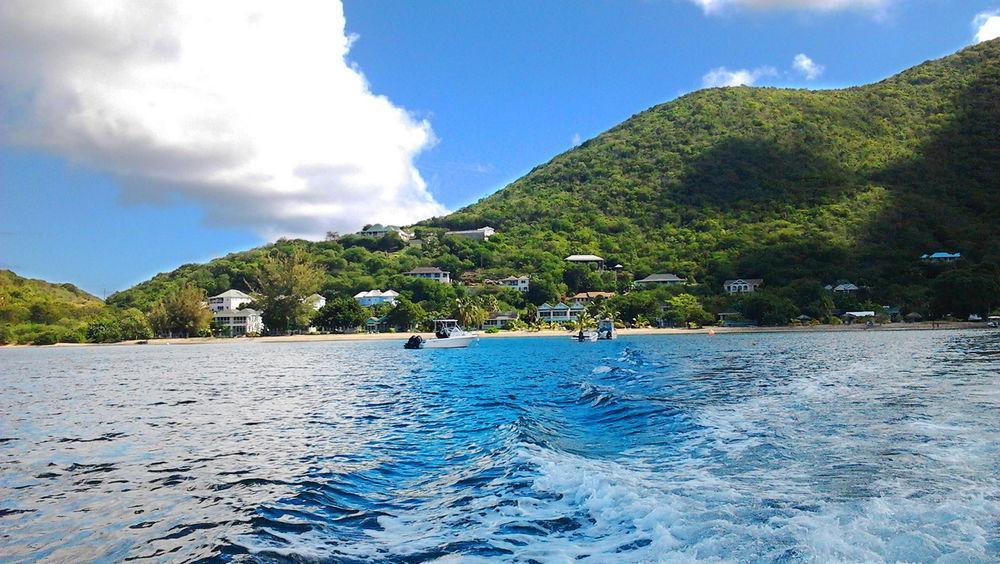 Oualie Beach Resort Nevis Buitenkant foto